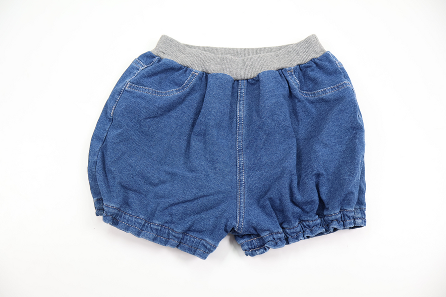 Shorts från Okänt - Storlek 100 - Denim