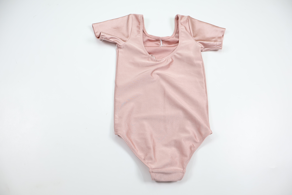 Dansbody från H&M - Storlek 98/104 - Rosa