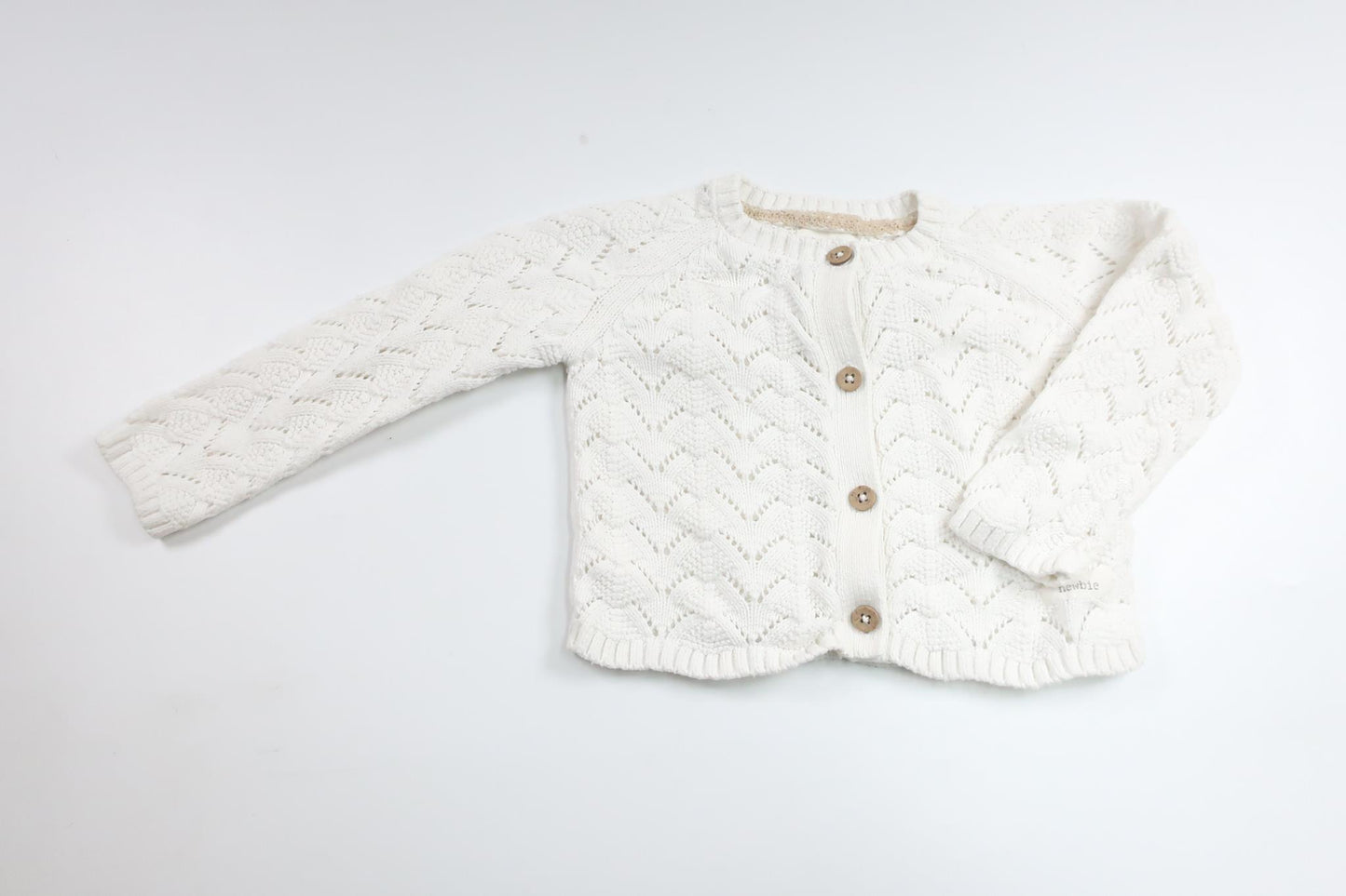 Stickad kofta från Newbie - Storlek 74 - Vit