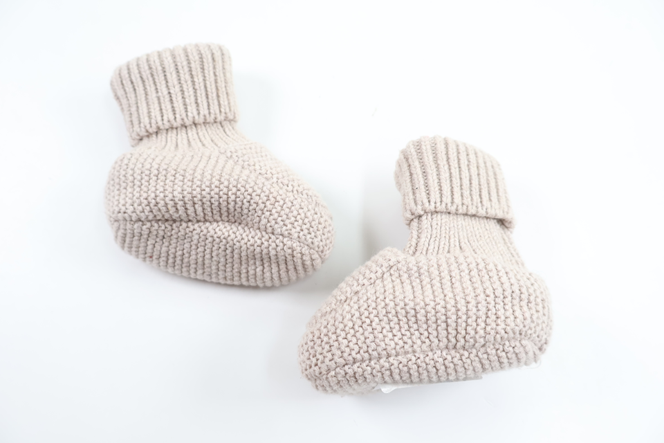 Stickade tossor från H&M - Storlek 56/62 - Beige