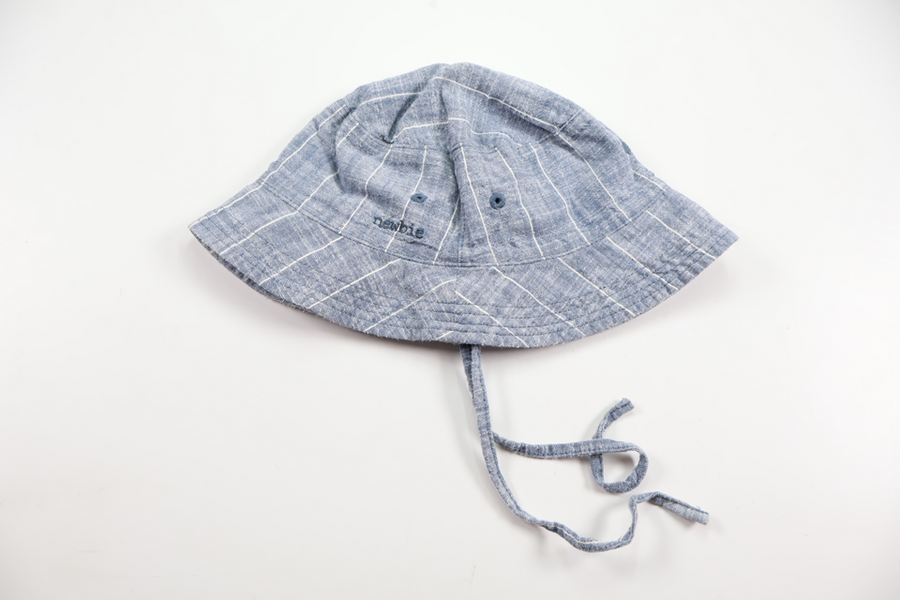 Solhatt från Newbie - Storlek 48/50 - Blå