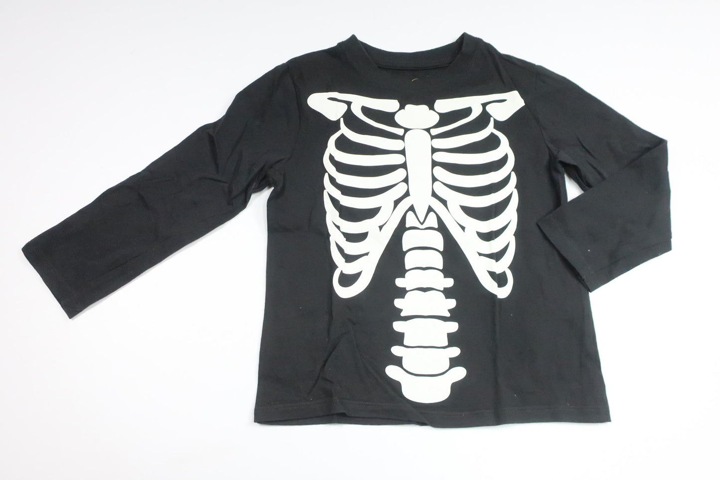 Tröja från H&M - Storlek 98/104 - Svart