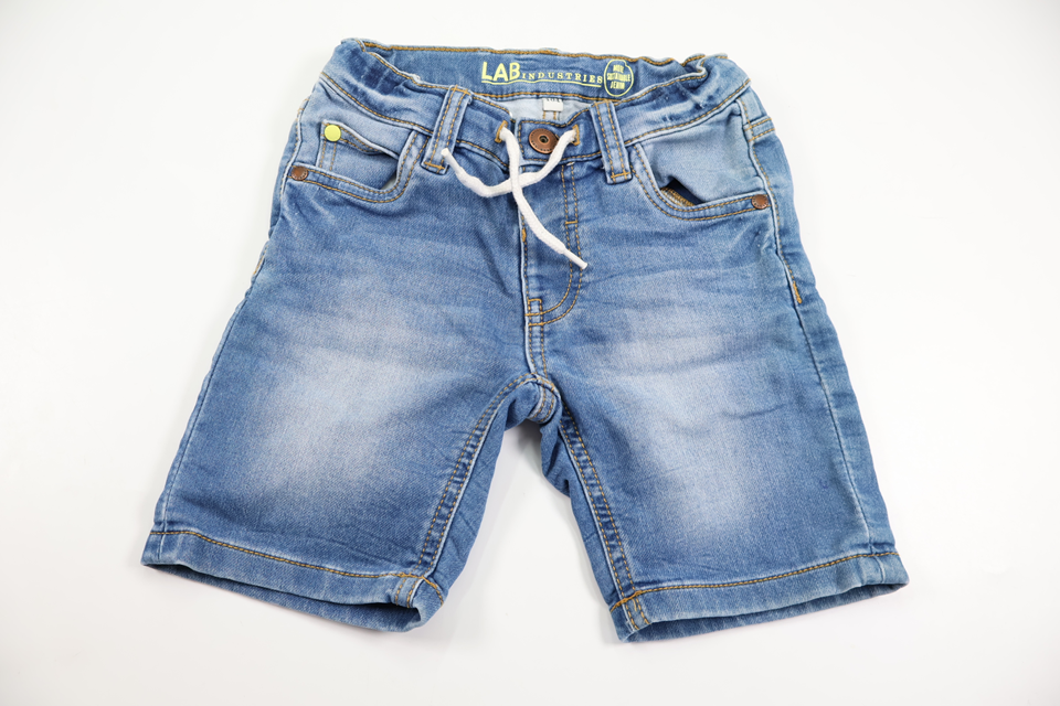 Jeansshorts från Kappahl - Storlek 104 - Denim