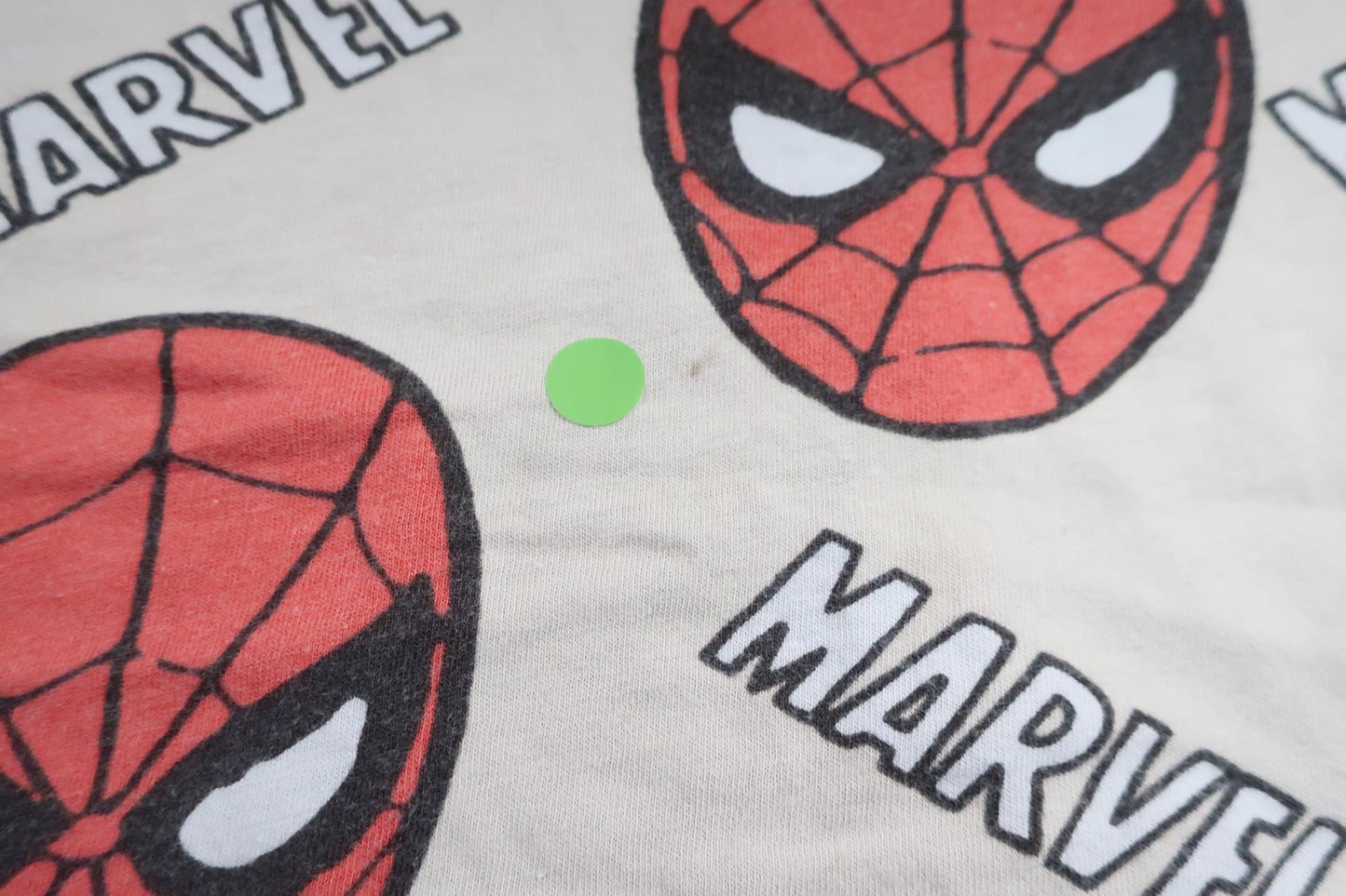 Tröja med Spindelmannen från H&M - Storlek 104 - Beige