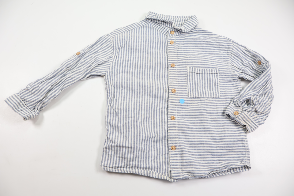 Randig skjorta från H&M - Storlek 104 - Blå