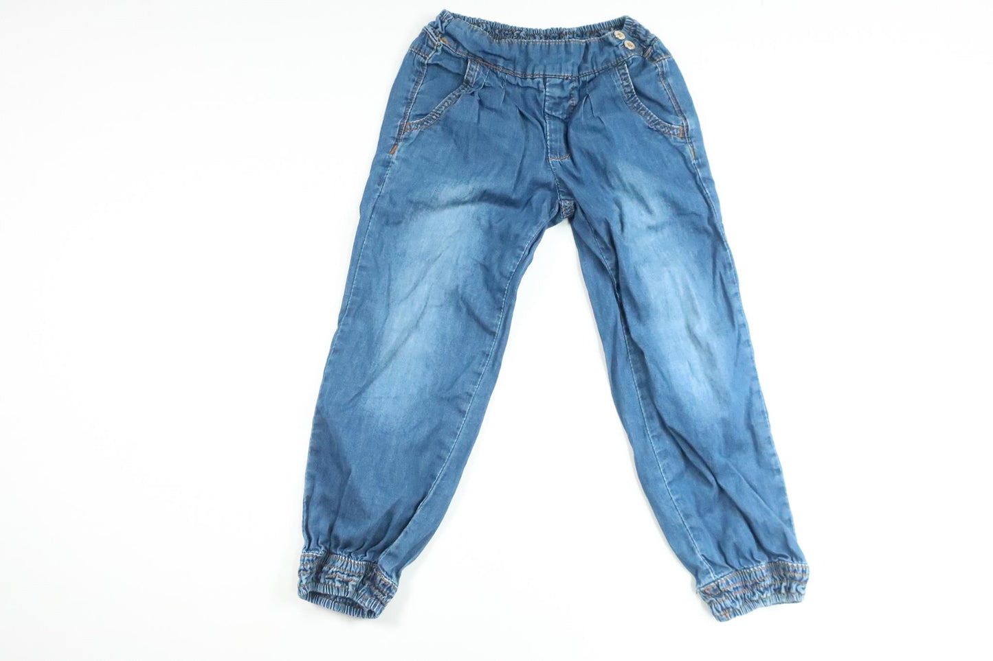 Byxor från Kappahl - Storlek 104 - Denim