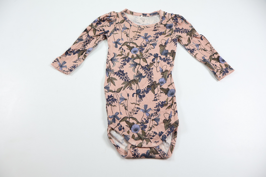 Blommig body från Name It - Storlek 74 - Rosa