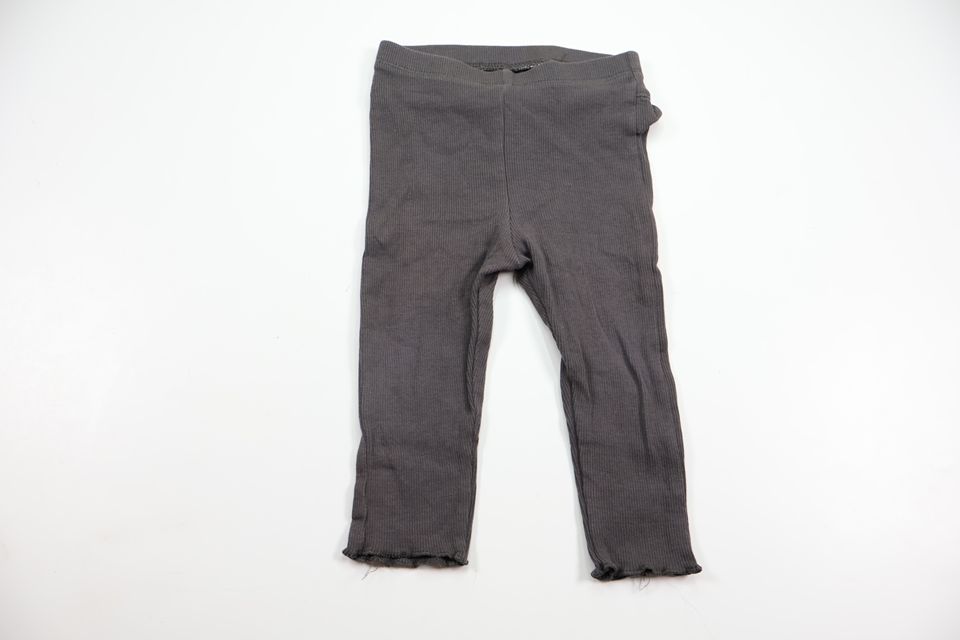 Byxor med volang från H&M - Storlek 74 - Grå