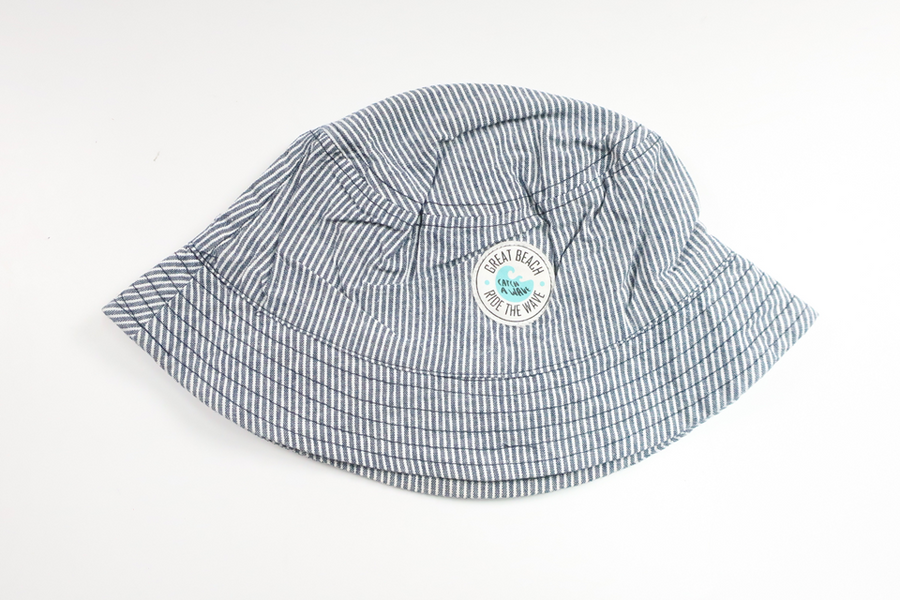 Solhatt från H&M - Storlek 110/116 - Marinblå