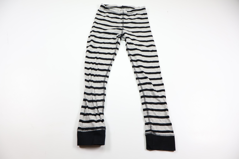 Randiga pyjamasbyxor från H&M - Storlek 122/128 - Grå