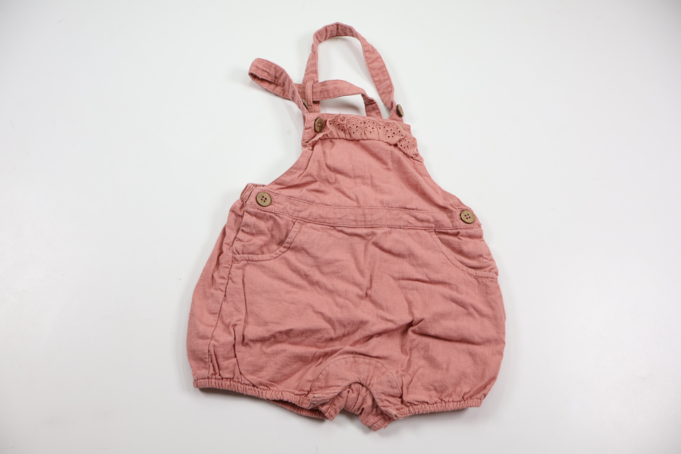 Hängselshorts från Newbie - Storlek 80 - Rosa