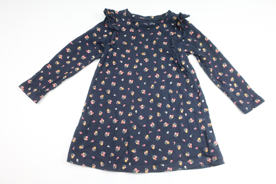Blommig klänning från Lindex - Storlek 104 - Marinblå