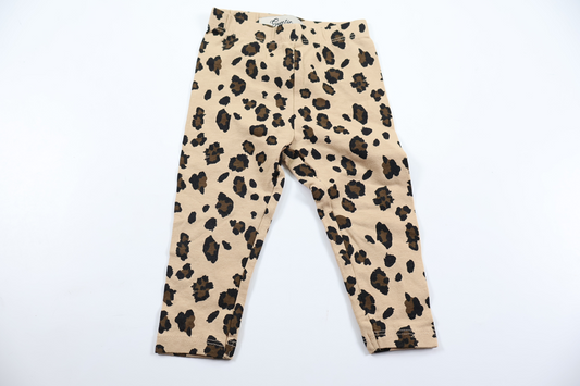 Leopardmönstrade byxor från Sweetie - Storlek 68 - Beige
