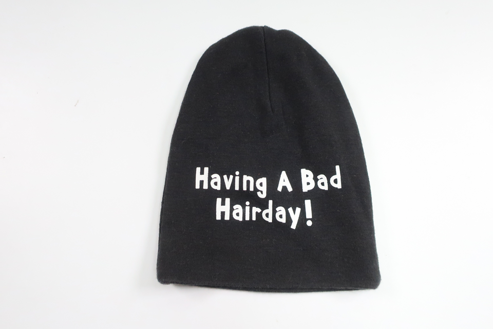 Mössa "Having a Bad Hair Day" från Åhléns - Storlek 40/42 - Svart