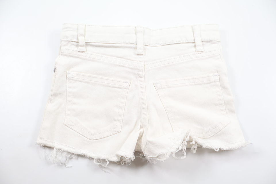 Jeansshorts från Primark - Storlek 104 - Vit