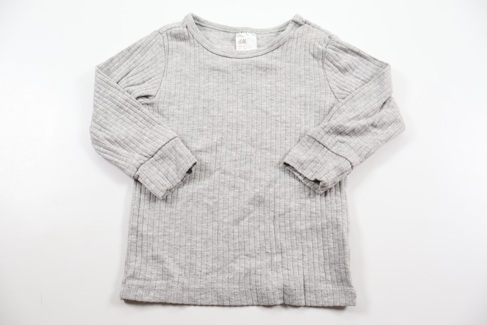 Ribbad tröja från H&M - Storlek 68 - Grå