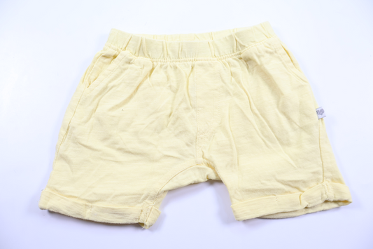 Shorts från BEBE - Storlek 70 - Gul