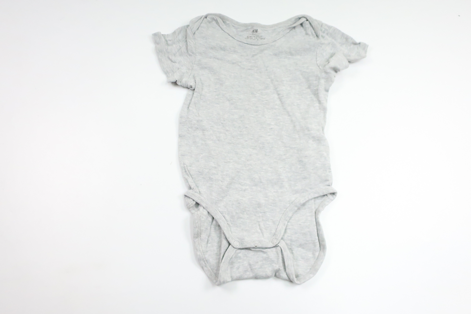 Body från H&M - Storlek 92/98 - Grå