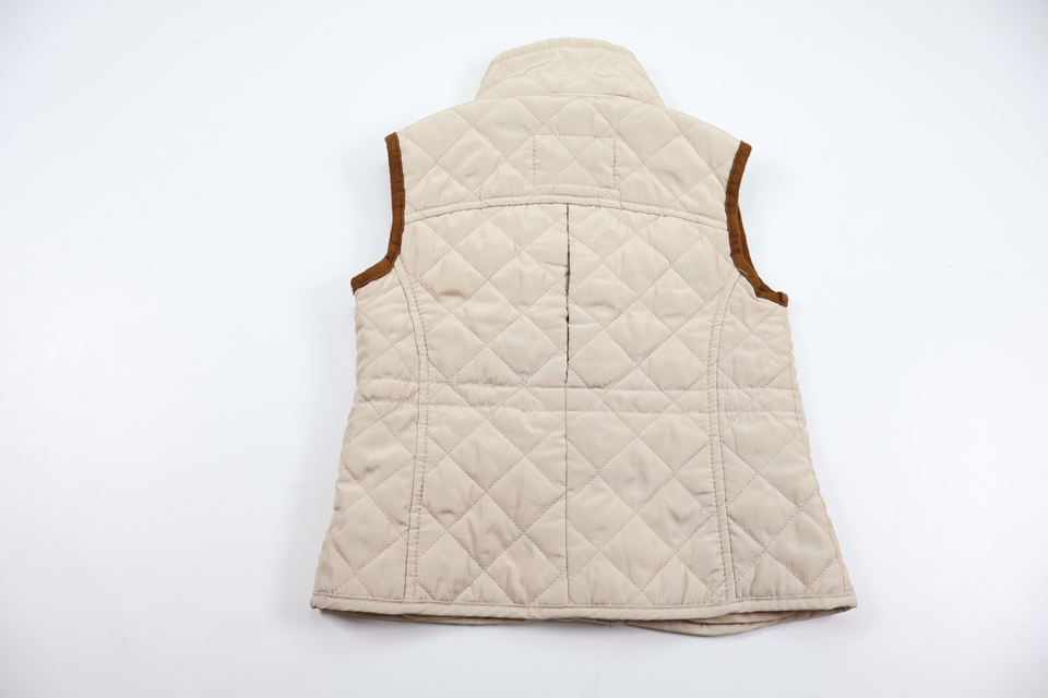Quiltad väst från Zara - Storlek 98 - Beige