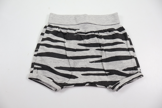 Shorts från H&M - Storlek 62 - Grå