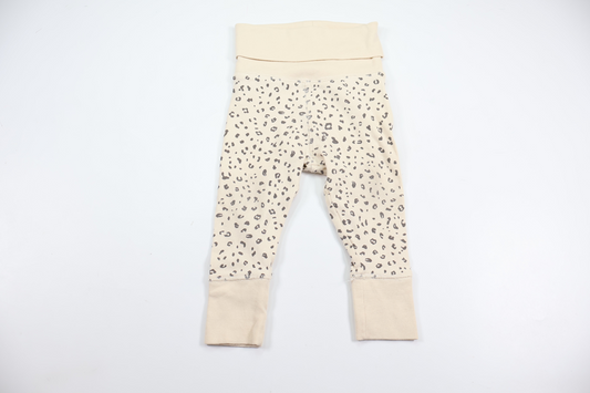 Leopardmönstrade byxor från Kappahl - Storlek 68 - Beige
