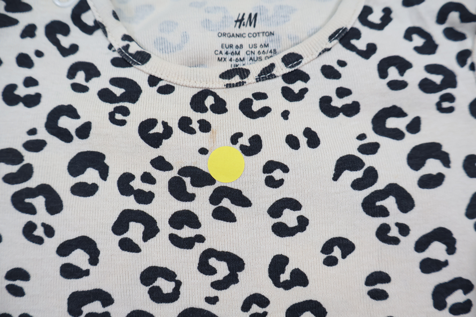 Leopardmönstrad body från H&M - Storlek 68 - Beige
