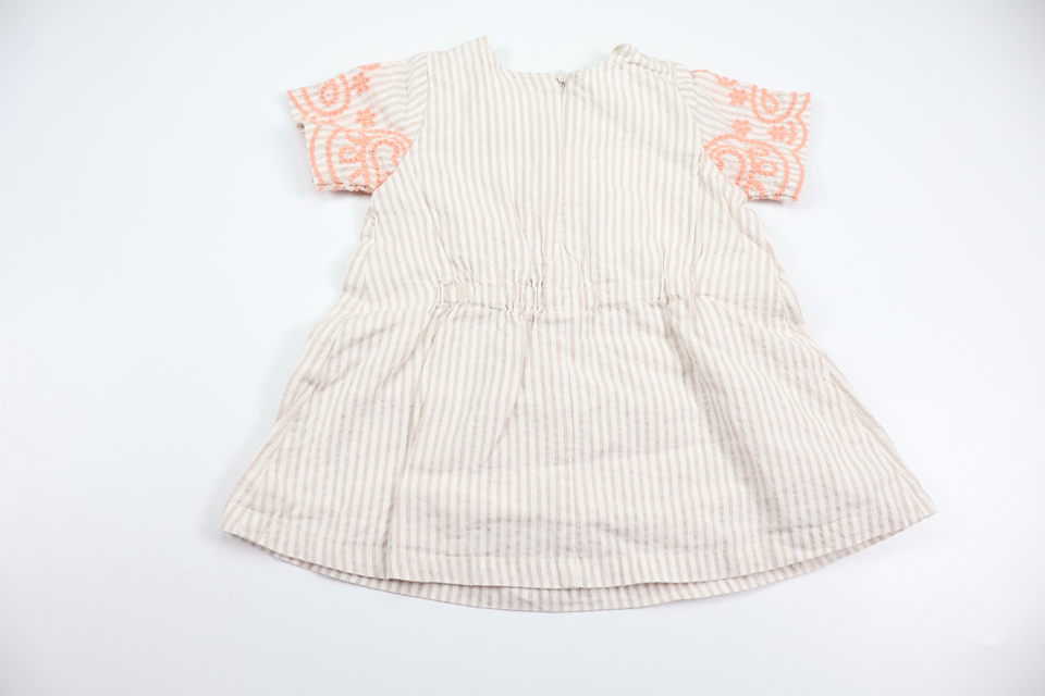 Klänning från Noa Noa Miniature - Storlek 62 - Beige