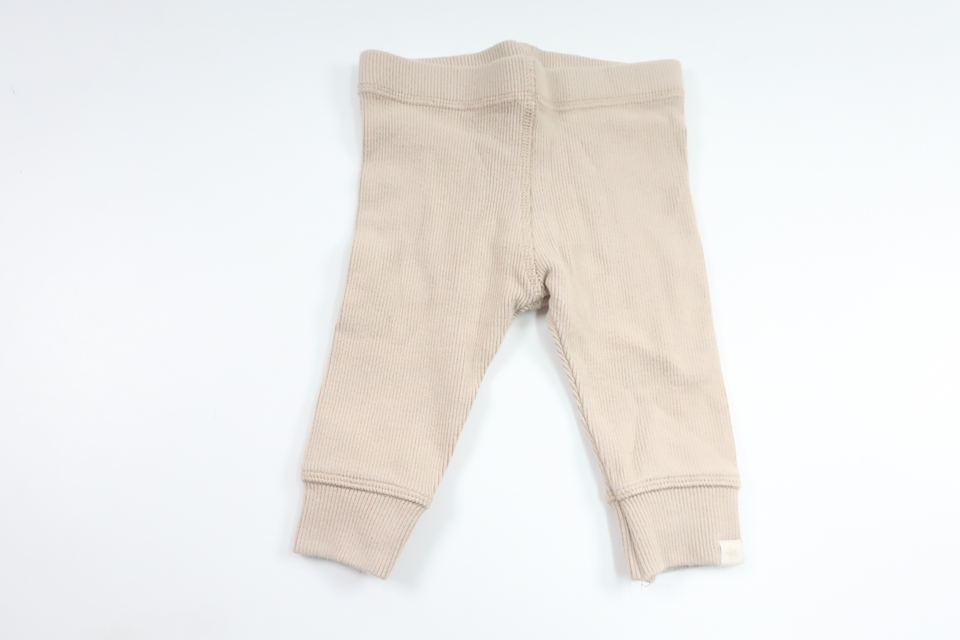 Ribbade byxor från Zara - Storlek 62 - Beige