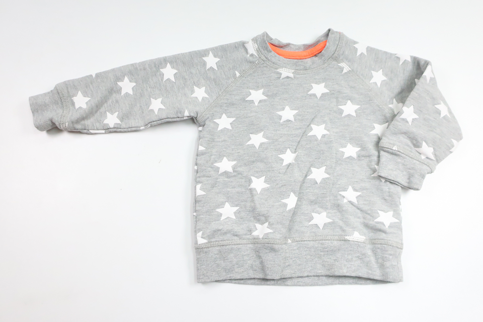 Sweatshirt med stjärnor från My Wear Baby - Storlek 74 - Grå