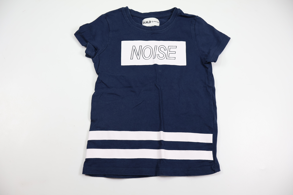 T-shirt från Denim Day - Storlek 98/104 - Marinblå