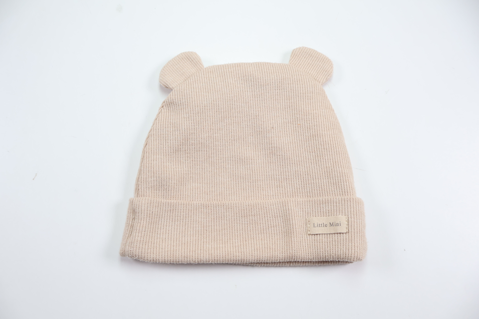 Ribbstickad mössa från Zara - Storlek 45 - Rosa
