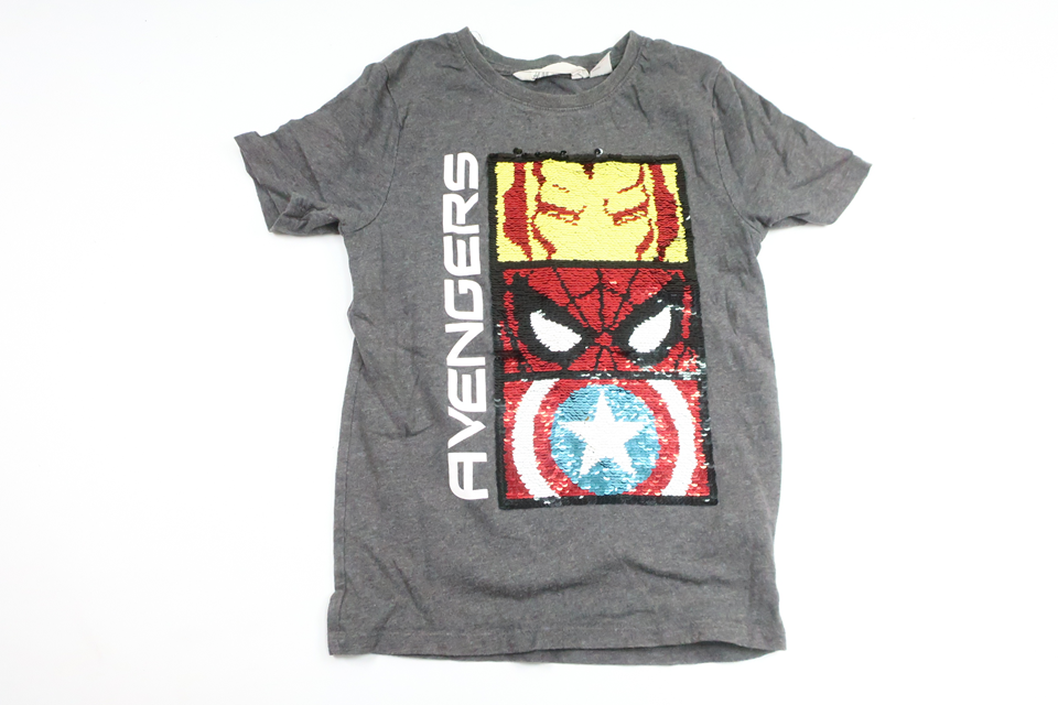 T-shirt från H&M - Storlek 122/128 - Grå