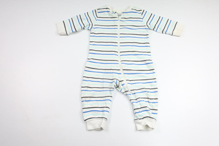 Randig pyjamas från Kappahl - Storlek 62/68 - Vit