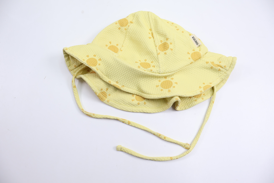 Badhatt/UV-hatt från Kuling - Storlek 48/50 - Gul