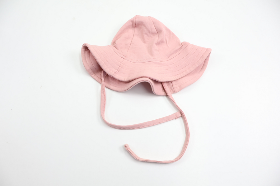 Mjuk solhatt från Lindex - Storlek 36/38 - Rosa