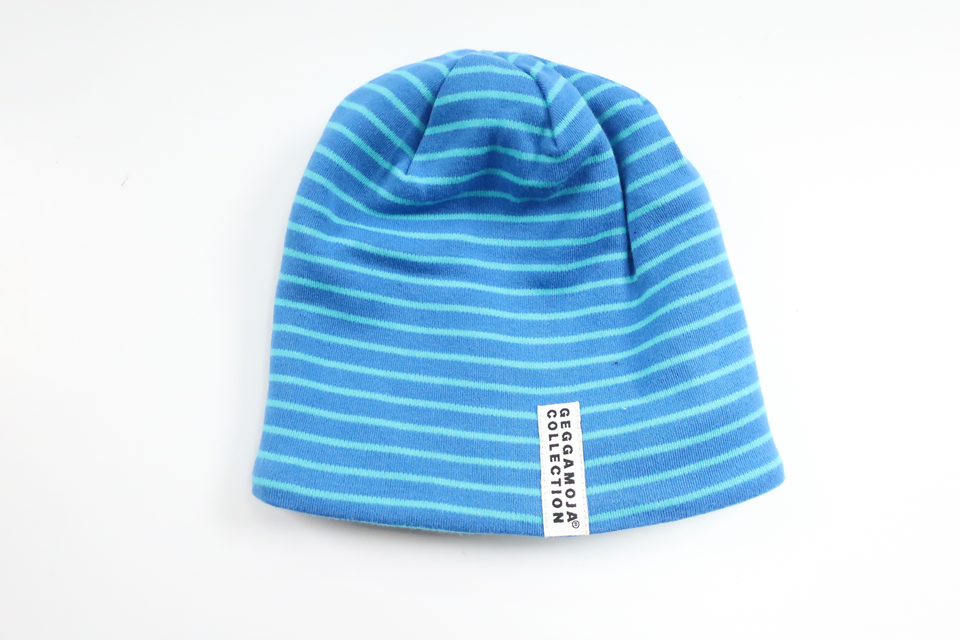 Randig mössa från Geggamoja - Storlek 50/56 - Blå