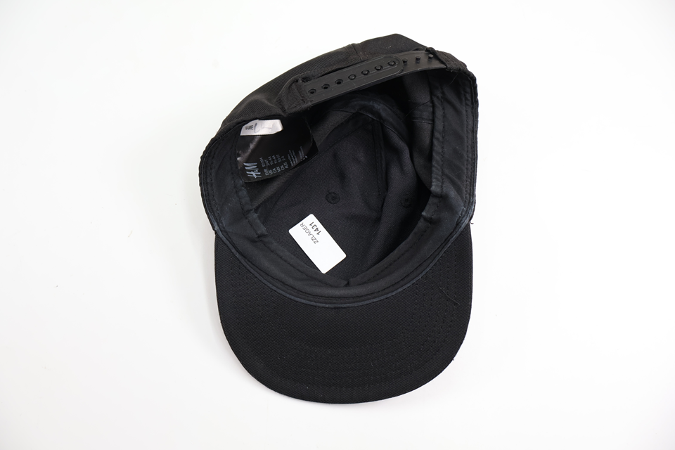 Keps med Batman från H&M - Storlek 92/104 - Svart