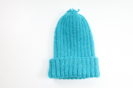 Stickad mössa från Hemsytt - Storlek 74/80 - Blå