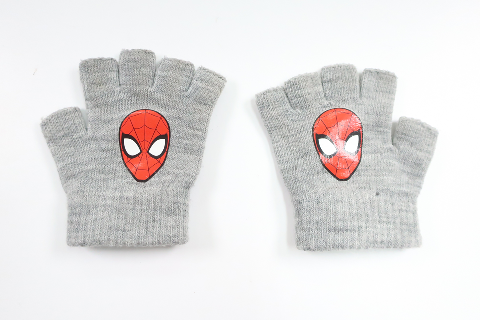 Fingervantar med Spindelmannen från Okänt - Storlek 92/98 - Grå