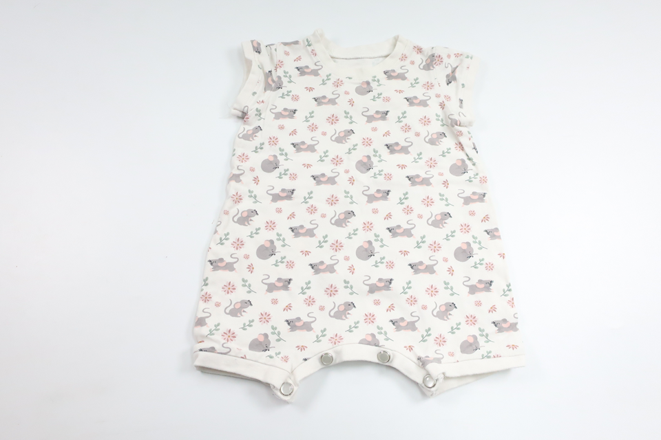 Jumpsuit från Okänt - Storlek 62/68 - Vit