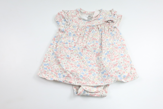 Blommig klänning med inbyggd body från H&M - Storlek 62 - Vit