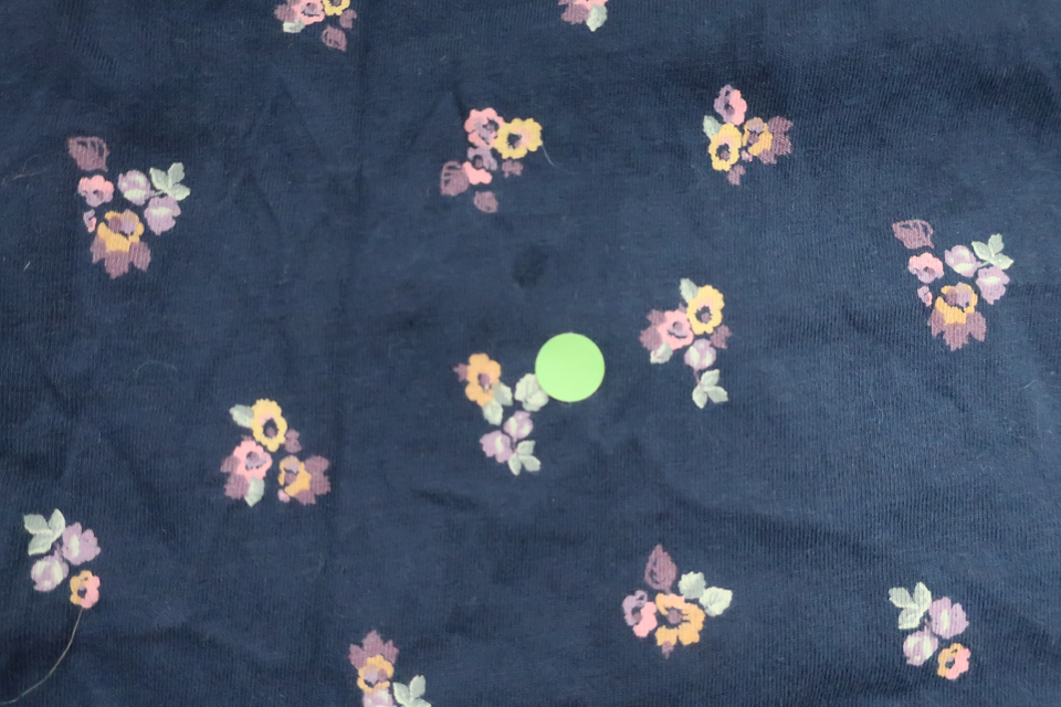Blommig klänning från Lindex - Storlek 110 - Marinblå