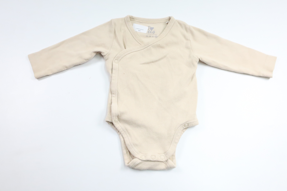 Ribbad omlottbody från ICA I Love Eco - Storlek 68 - Beige