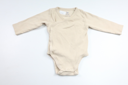 Ribbad omlottbody från ICA I Love Eco - Storlek 68 - Beige