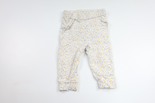 Blomiga byxor från Name It - Storlek 62 - Vit