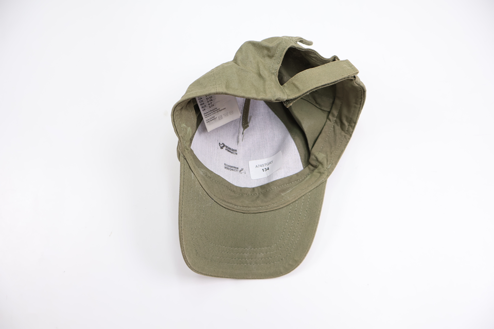 Keps från H&M - Storlek 104/122 - Grön
