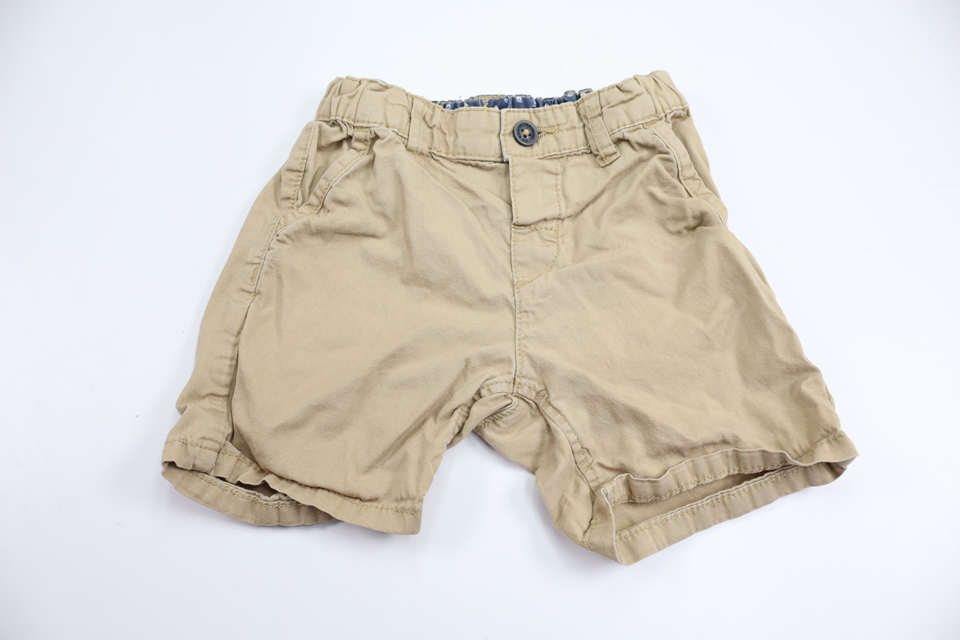 Shorts från H&M - Storlek 74 - Beige