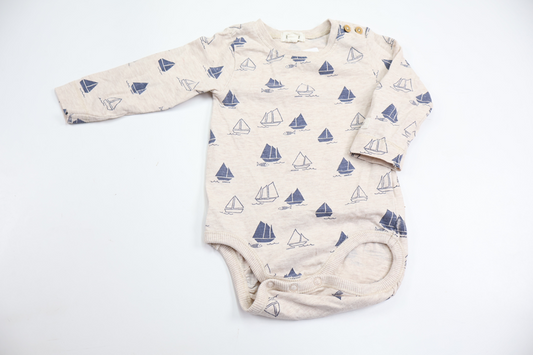 Body från Newbie - Storlek 68 - Beige