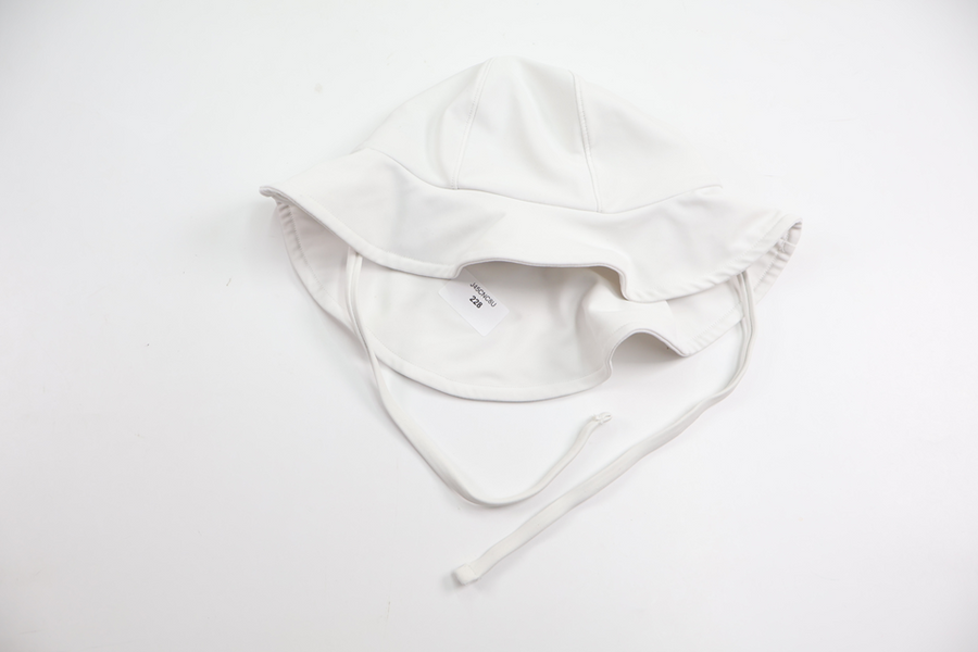 UV-hatt/Badhatt från Kuling - Storlek 48/50 - Vit