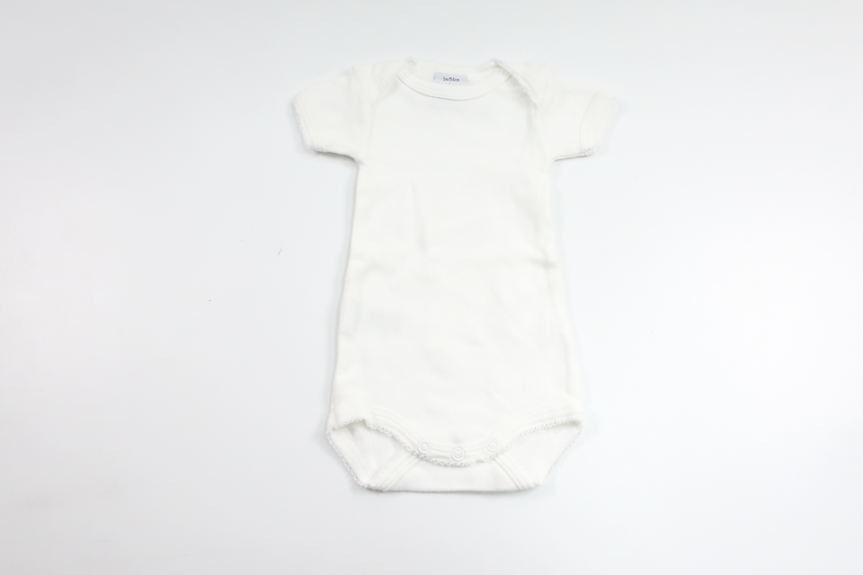 Randig body från Petit Bateau - Storlek 50/56 - Vit
